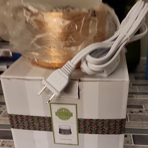 Scentsy Etched copper Electria Warmer